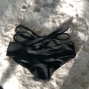 Lunalae Black Strappy Bottoms, Size Small